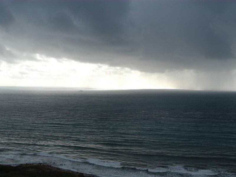 angrysea2272003a.jpg